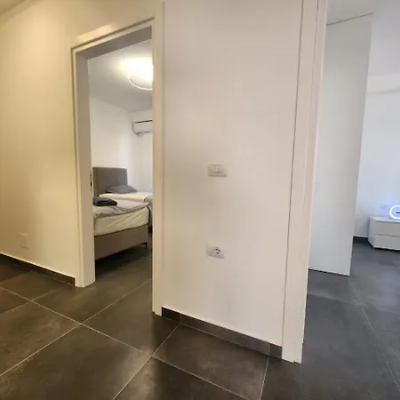 Fantastic Sea View Apartment Sarandë